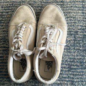 Medium-worn Vans Old Skool